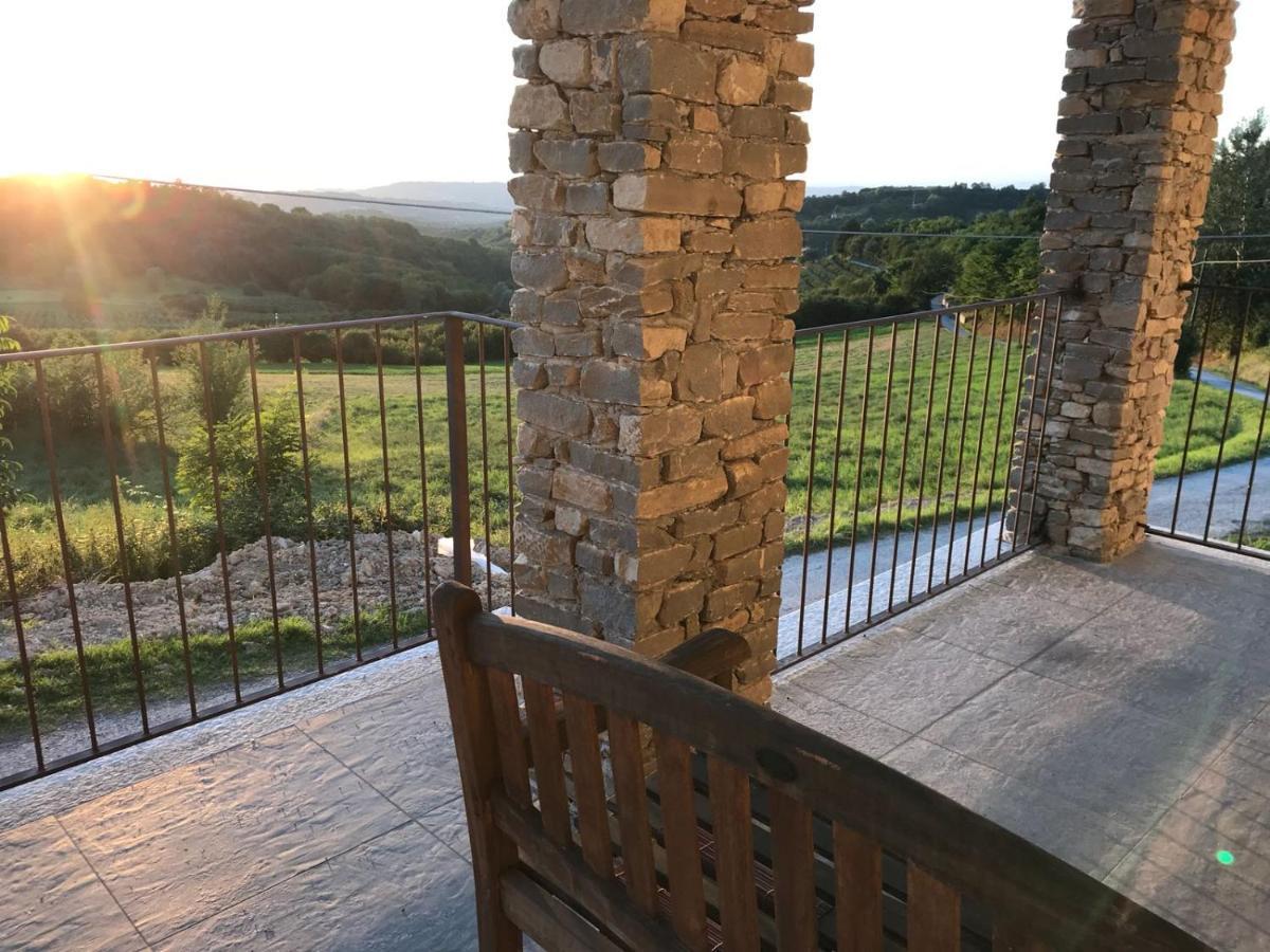 La Luce Delle Colline Bed and Breakfast Serravalle delle Langhe Εξωτερικό φωτογραφία