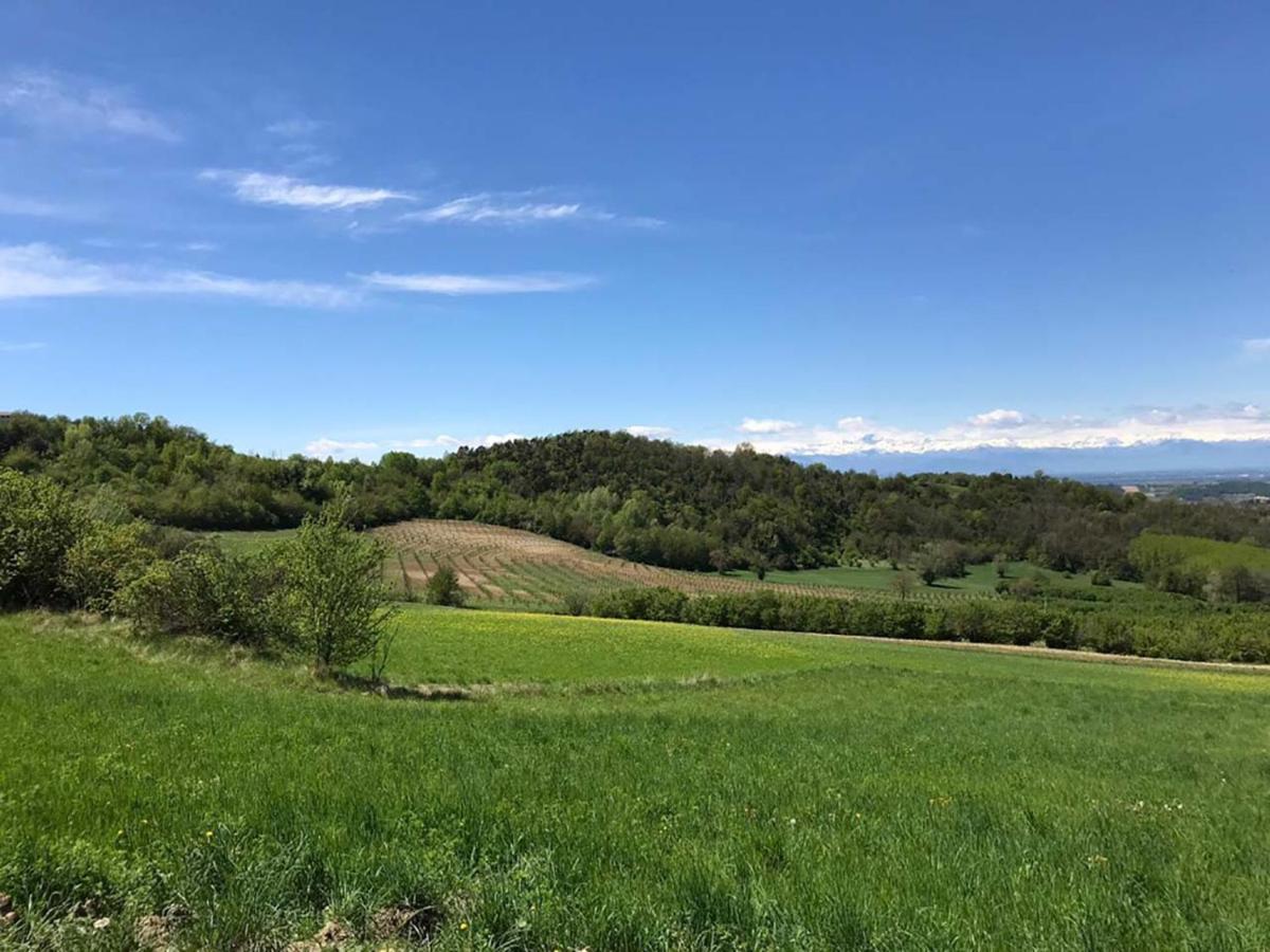 La Luce Delle Colline Bed and Breakfast Serravalle delle Langhe Εξωτερικό φωτογραφία