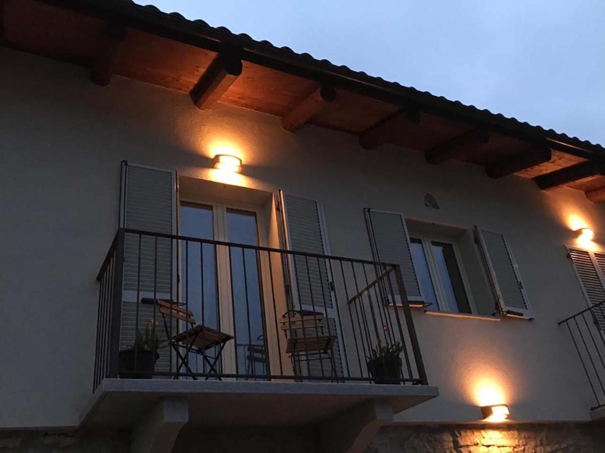 La Luce Delle Colline Bed and Breakfast Serravalle delle Langhe Εξωτερικό φωτογραφία