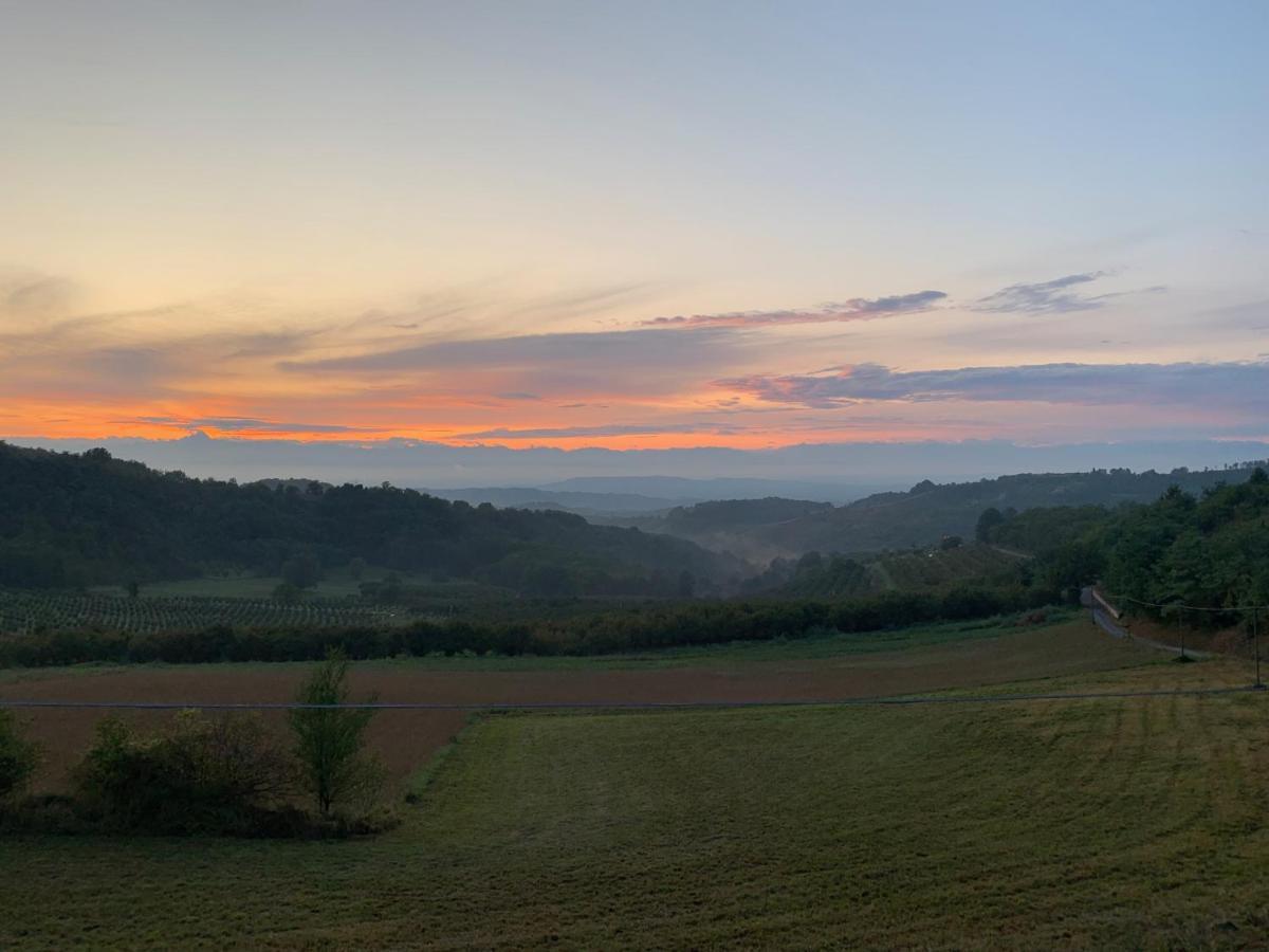 La Luce Delle Colline Bed and Breakfast Serravalle delle Langhe Εξωτερικό φωτογραφία