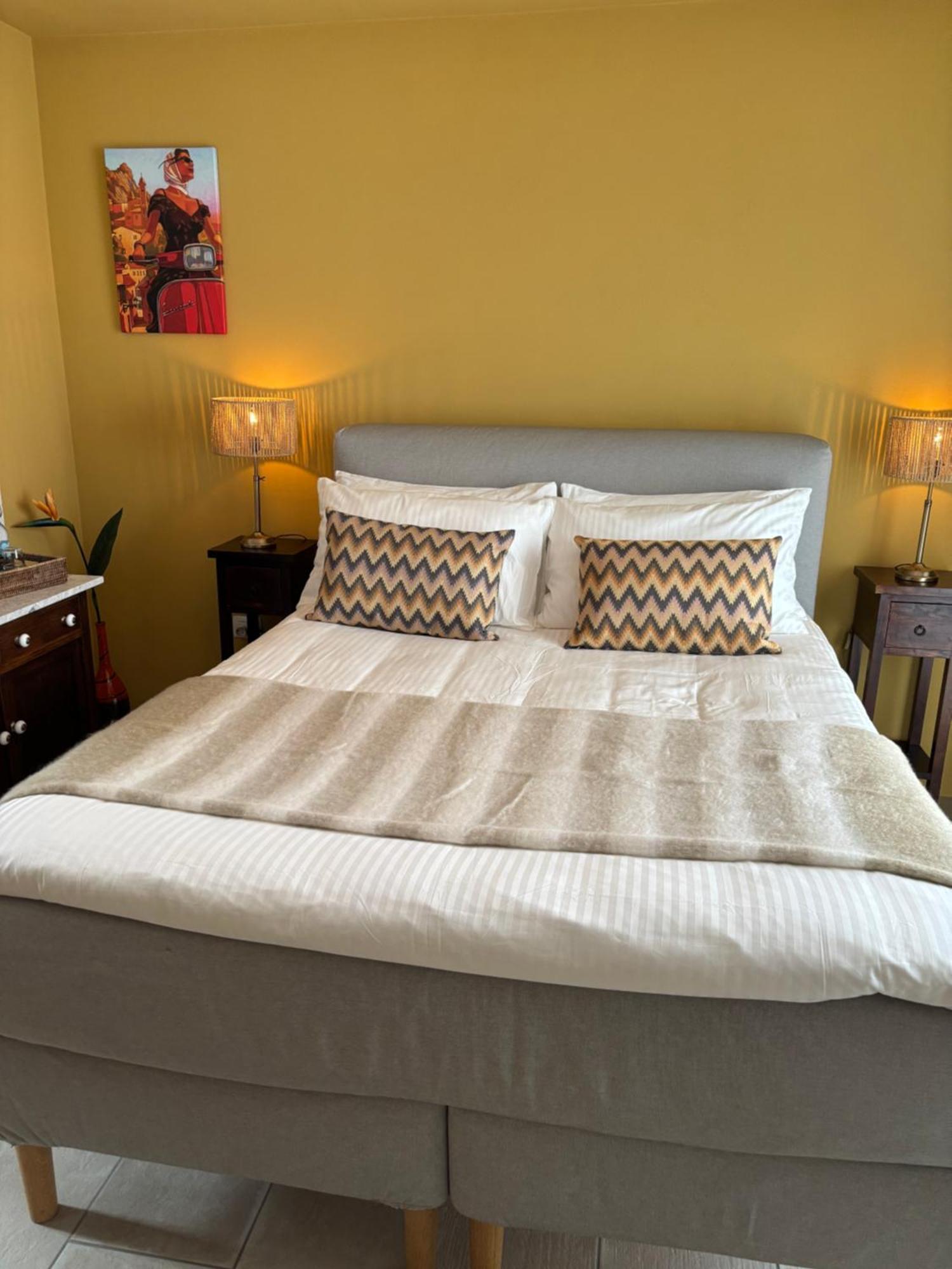 La Luce Delle Colline Bed and Breakfast Serravalle delle Langhe Εξωτερικό φωτογραφία