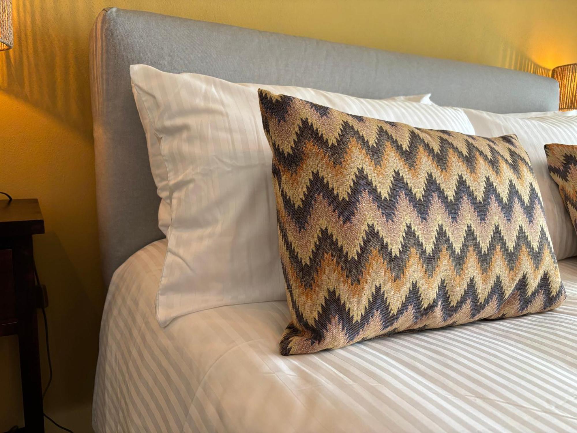 La Luce Delle Colline Bed and Breakfast Serravalle delle Langhe Εξωτερικό φωτογραφία