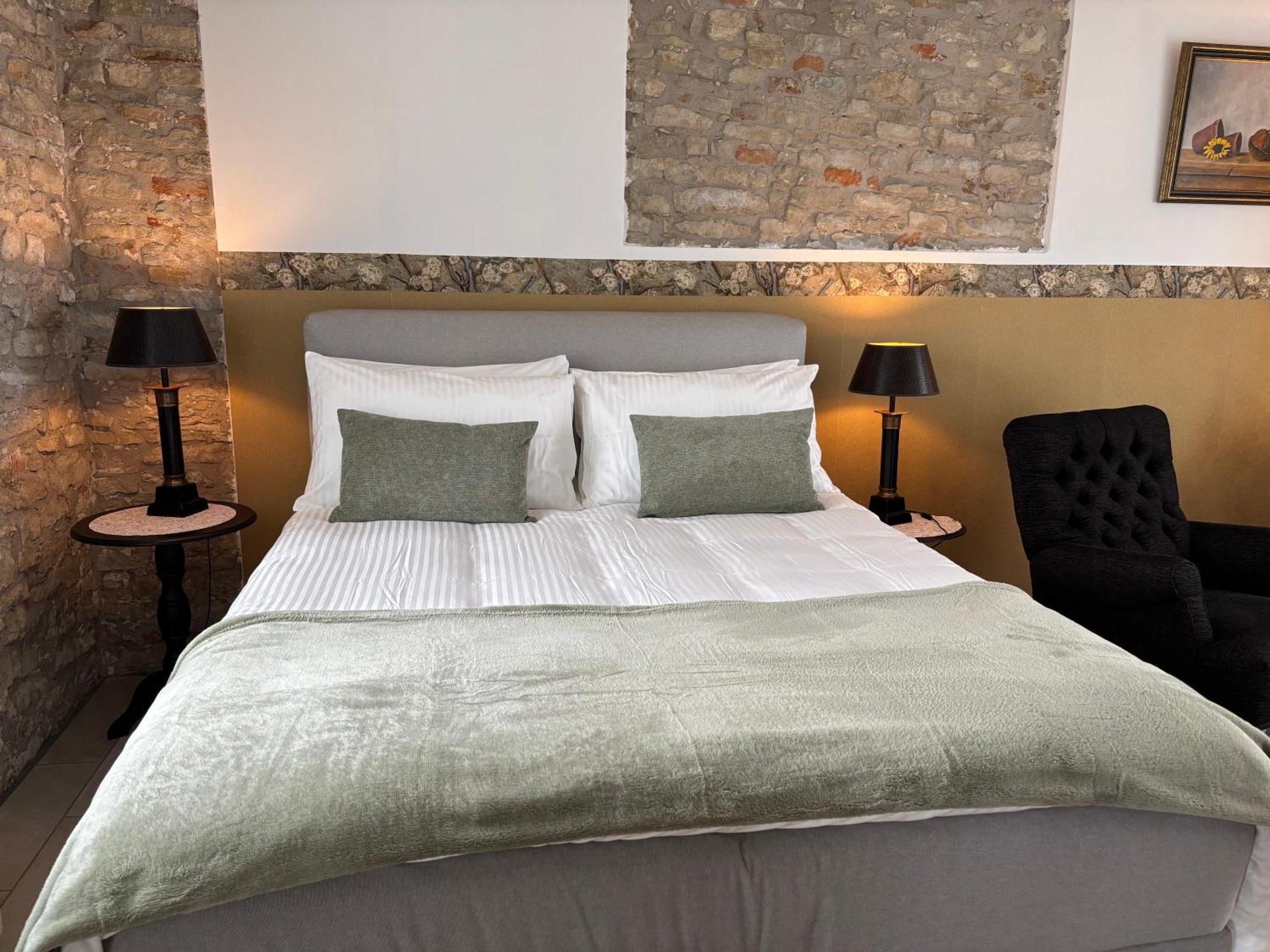 La Luce Delle Colline Bed and Breakfast Serravalle delle Langhe Εξωτερικό φωτογραφία